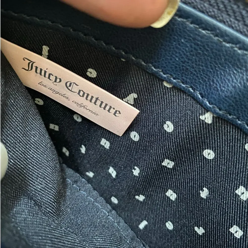 Vintage Juicy Couture Navy White Chevron Continental Zip-Around Wallet Clutch